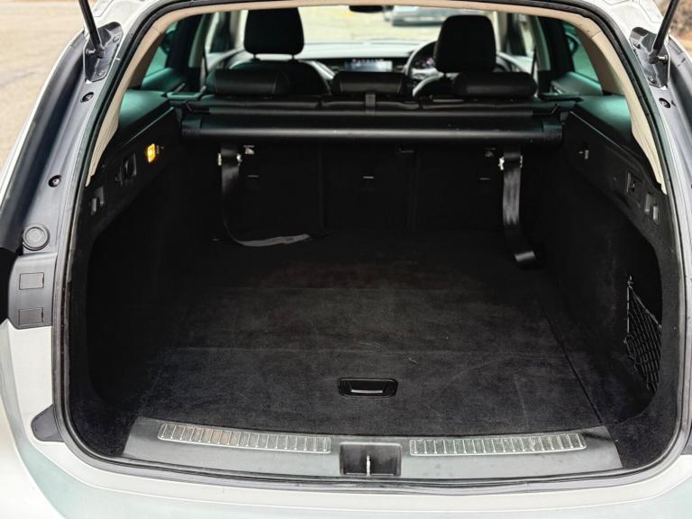 2018 Vauxhall Insignia 1.6 Turbo D ecoTec Elite Nav 5dr ESTATE DIESEL Manual