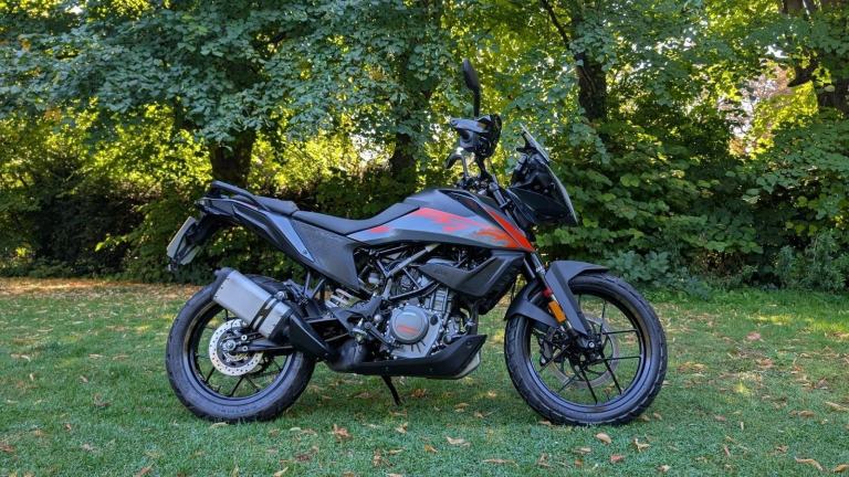 2024 KTM Adventure 390 motorcycle Only 1043 miles 1 ower FSH motorbike 