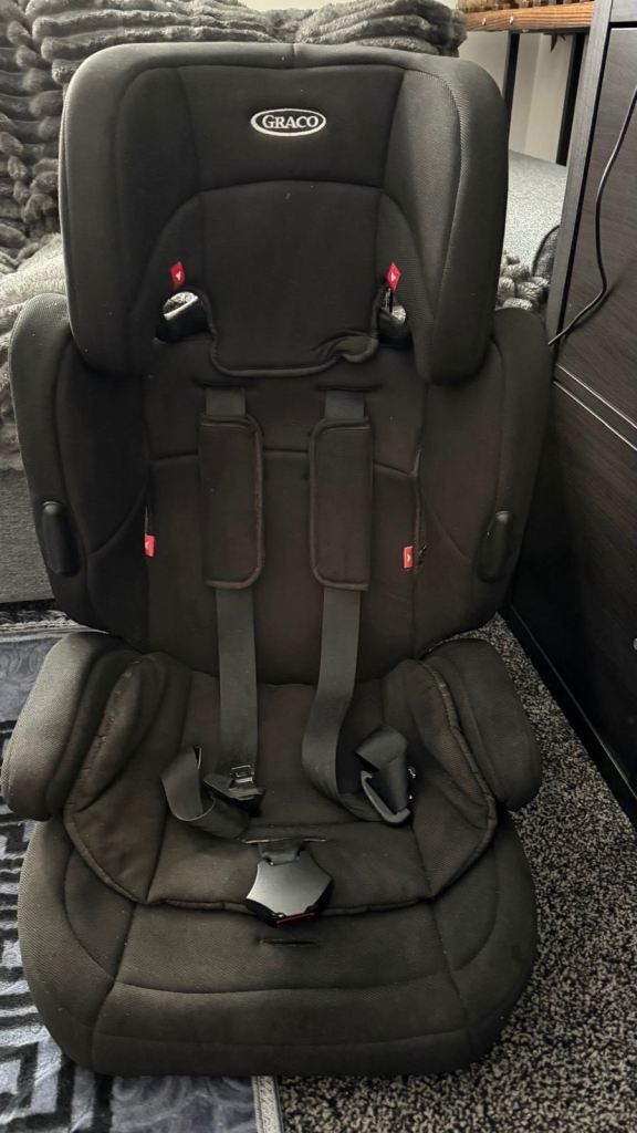 Graco car seat 3 in 1 Harness
