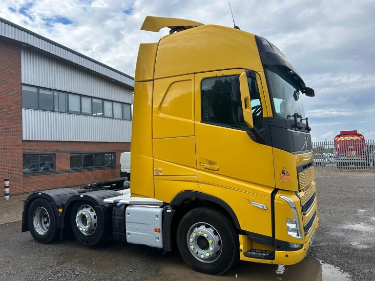 VOLVO FH460 V5 GLOBETROTTER XL 6X2 TRACTOR UNIT 2022 – PK22 HVW