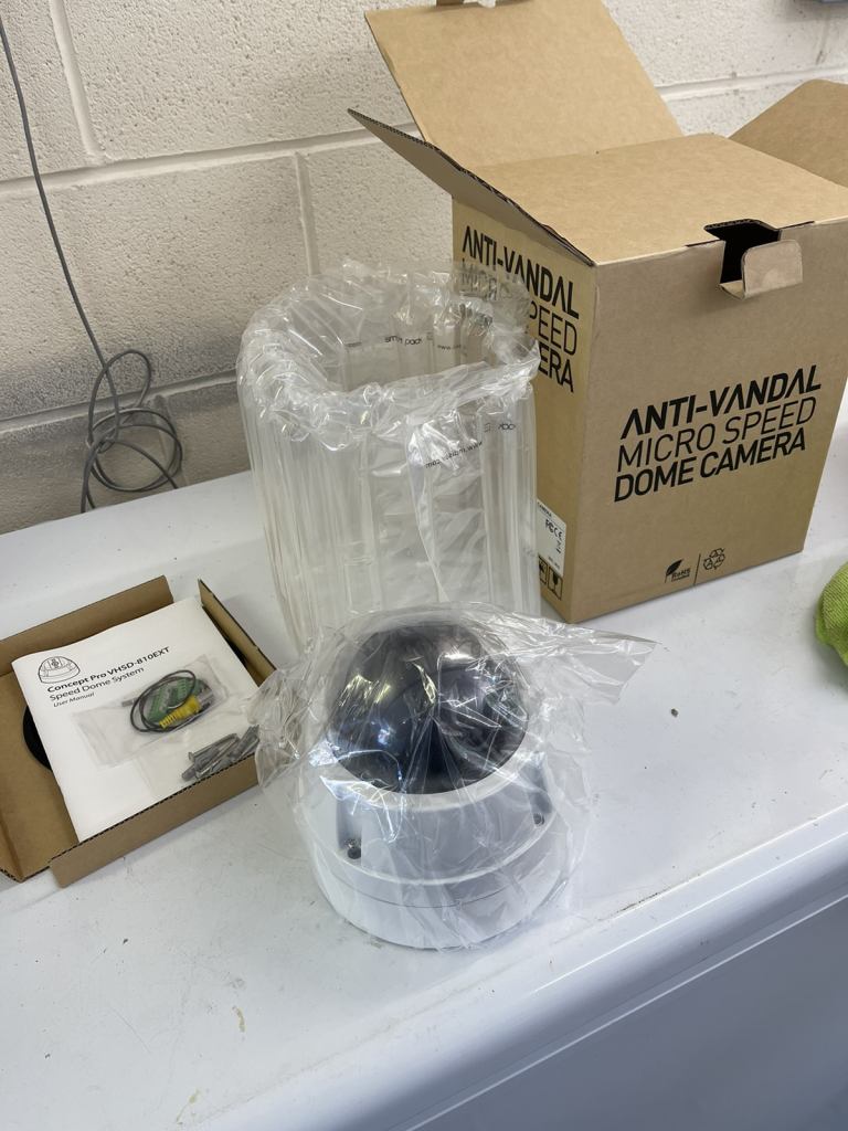 Cctv camera Anti - Vandel Speed dome Cctv camera complete with psu’s 