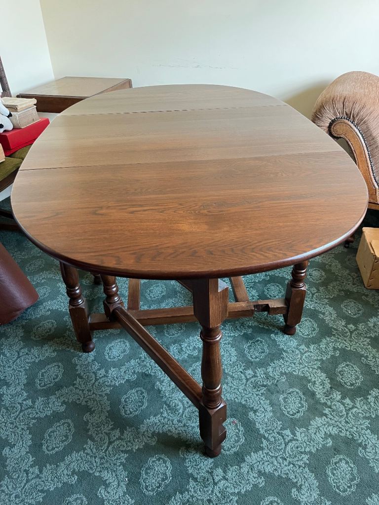 Hardwood drop leaf table 