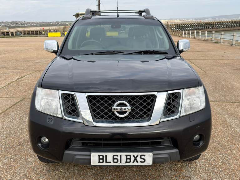 2012 Nissan Navara Tekna - New Years MOT - Automatic - Four-Wheel Drive - 5 Seats