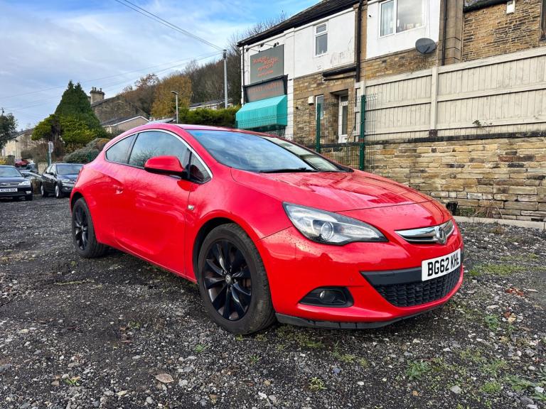 2013 Vauxhall Astra GTC 1.6T 16V SRi 3dr HATCHBACK Petrol Manual
