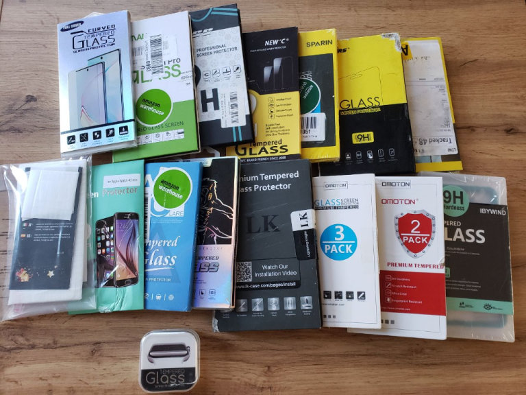Bundle 16+ screen protectors