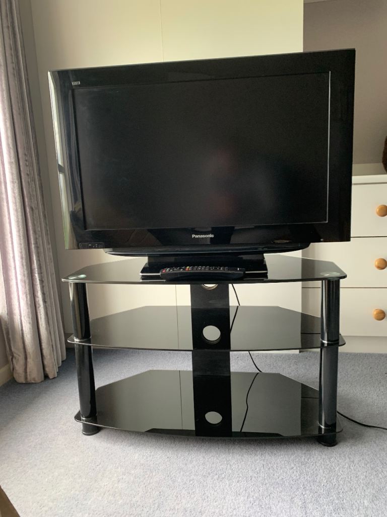 32” Panasonic TV
