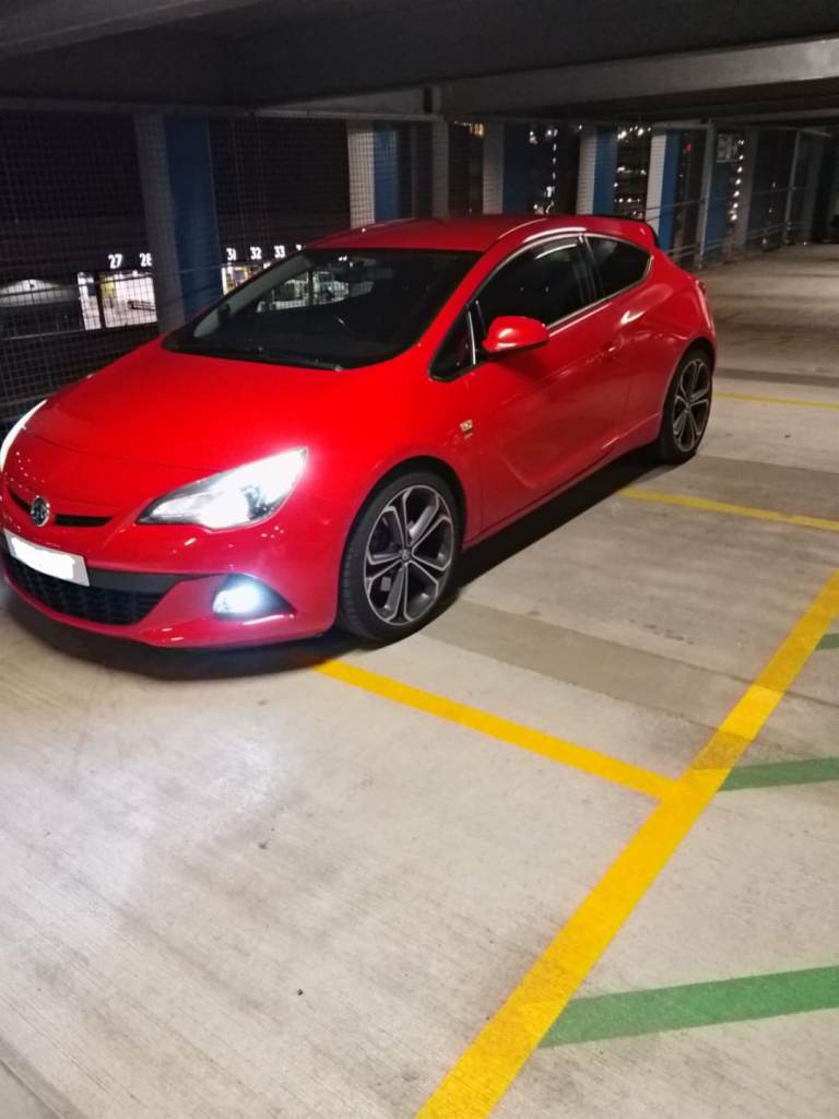 Vauxhall, ASTRA GTC, Hatchback, 2014, Manual, 1364 (cc), 3 doors