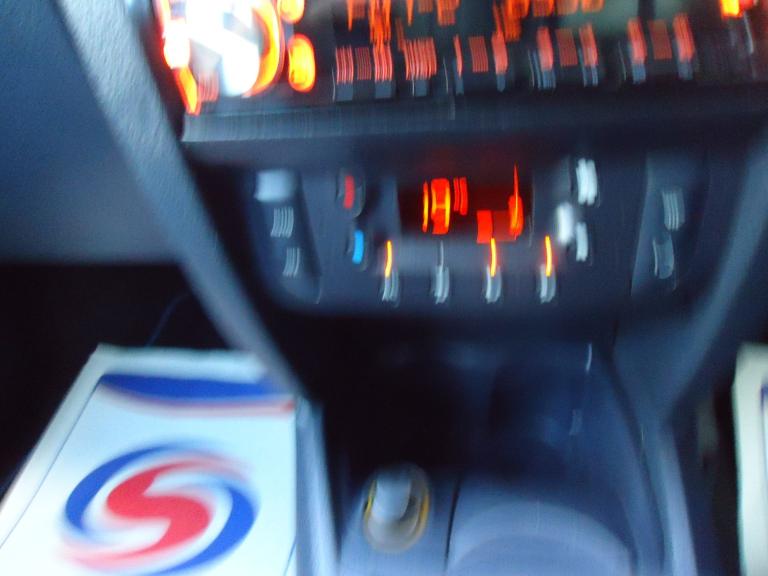 RENAULT CLIO 2.0 16v Renaultsport Blue Manual Petrol 2004