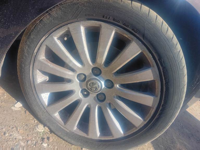 Vauxhall insignia wheels and tyres