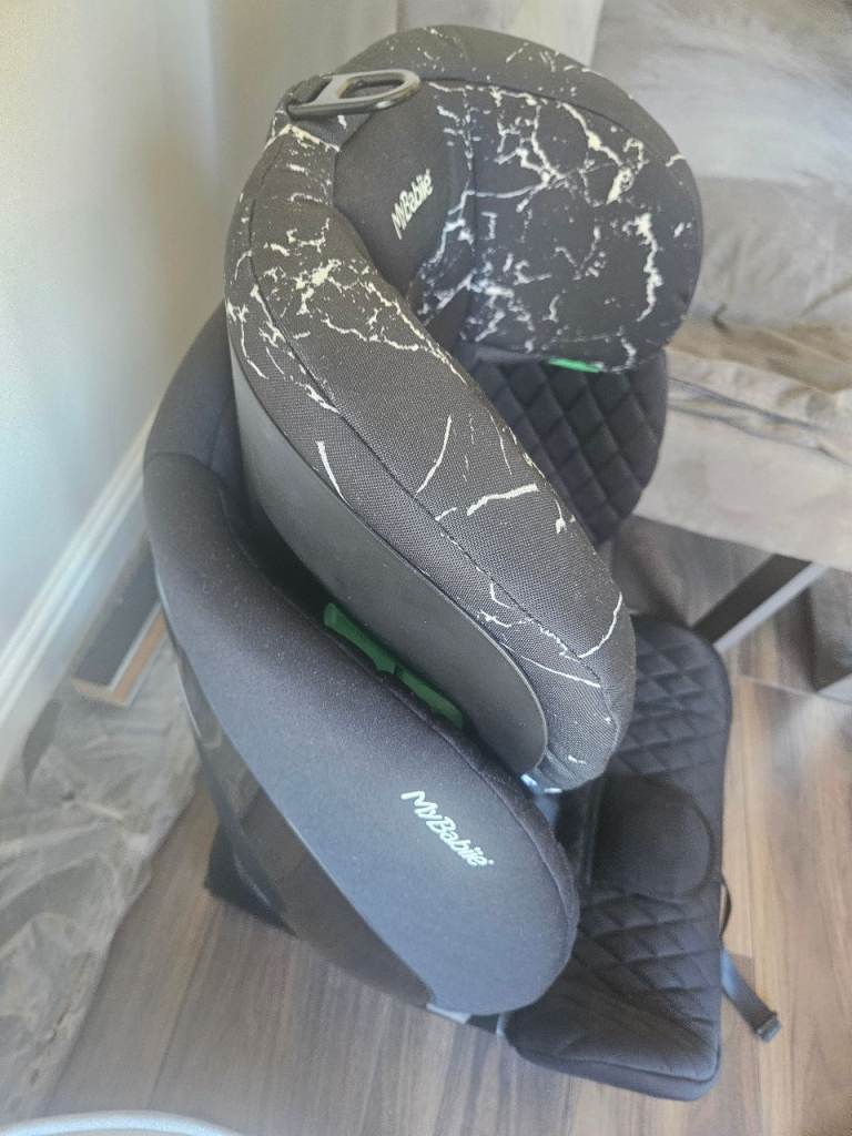 My Babiie Black Child Car Seat - Good Condition