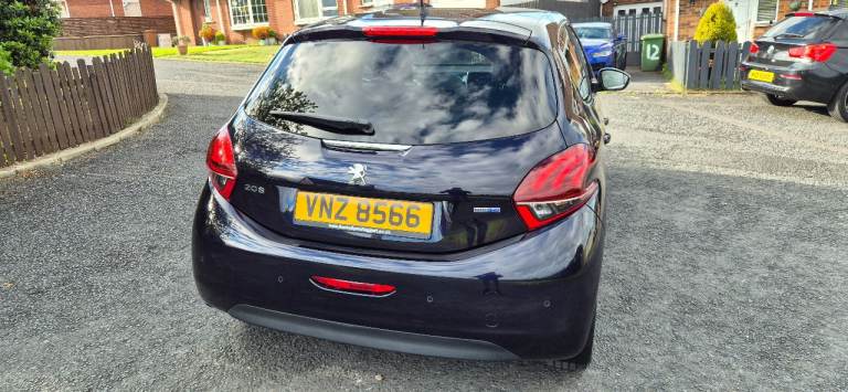 FULL YEAR MOT, eugeot 208, 1.6HDI, 33 394mi, Diesel, Hatchback, 2016, Manual, 5 doors