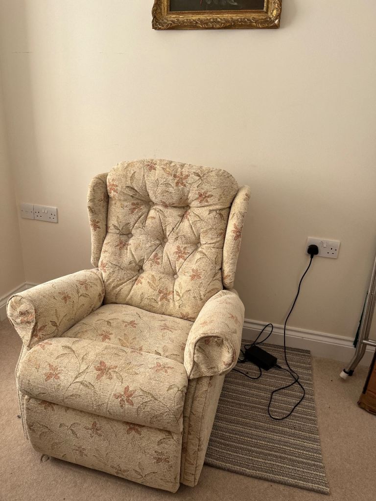 Recliner Armchair – Good Condition