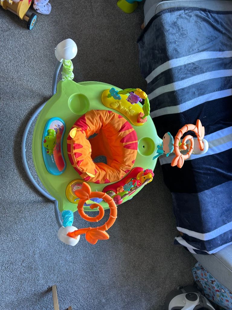 Fisher Price Roarin’ Rainforest Jumparoo 