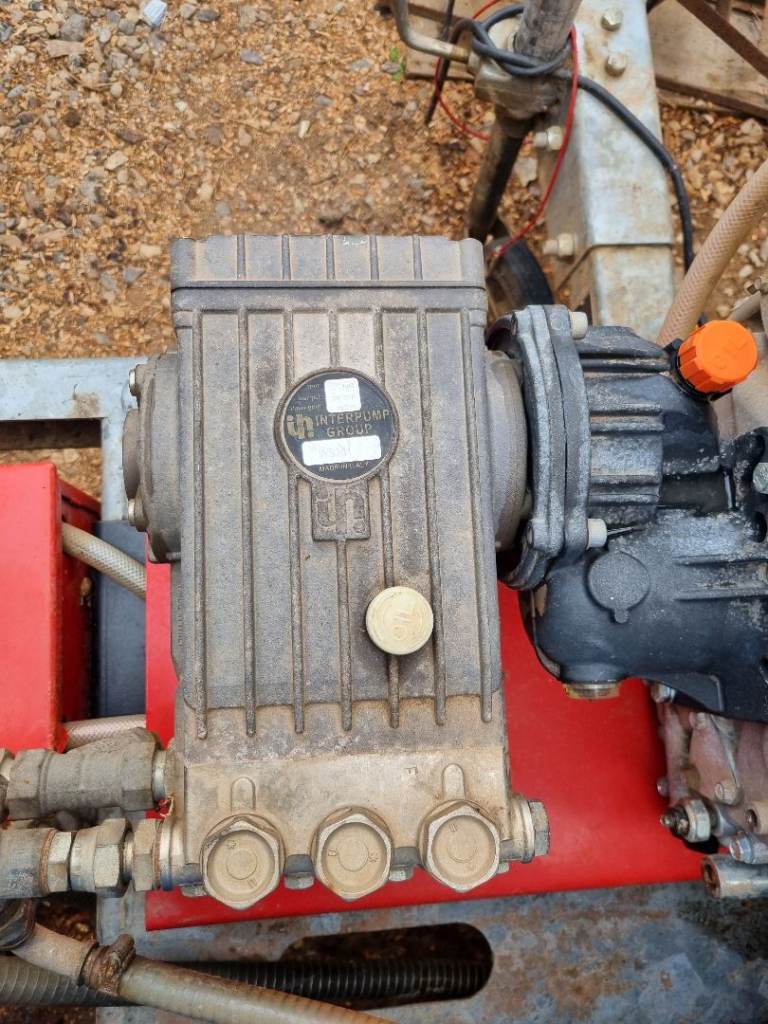 1000L towable water bowser yanmar pressure washer