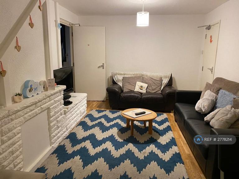 5 bedroom house in The Downs, Hatfield, AL10 (5 bed) (#2778214)