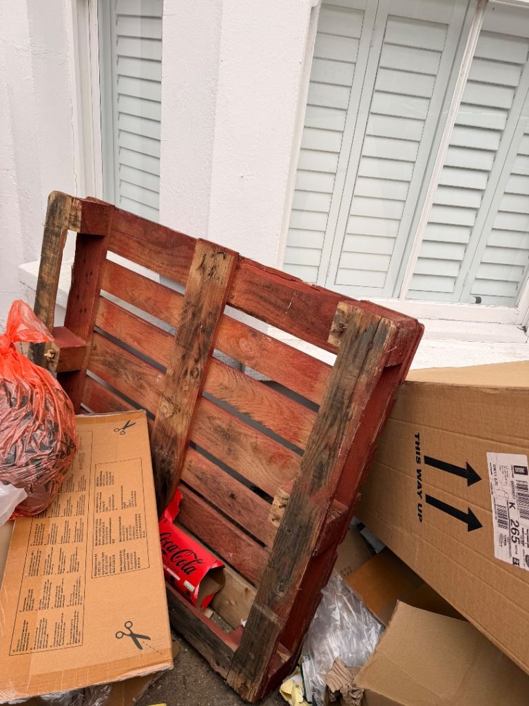 2 pallets 
