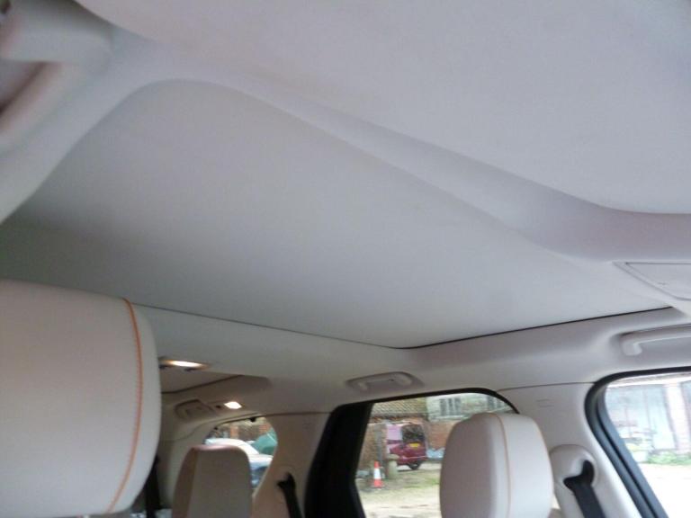 2017 Land Rover Discovery 3.0 TD V6 HSE Auto 4WD Euro 6 (s/s) 5dr ESTATE Diesel Automatic