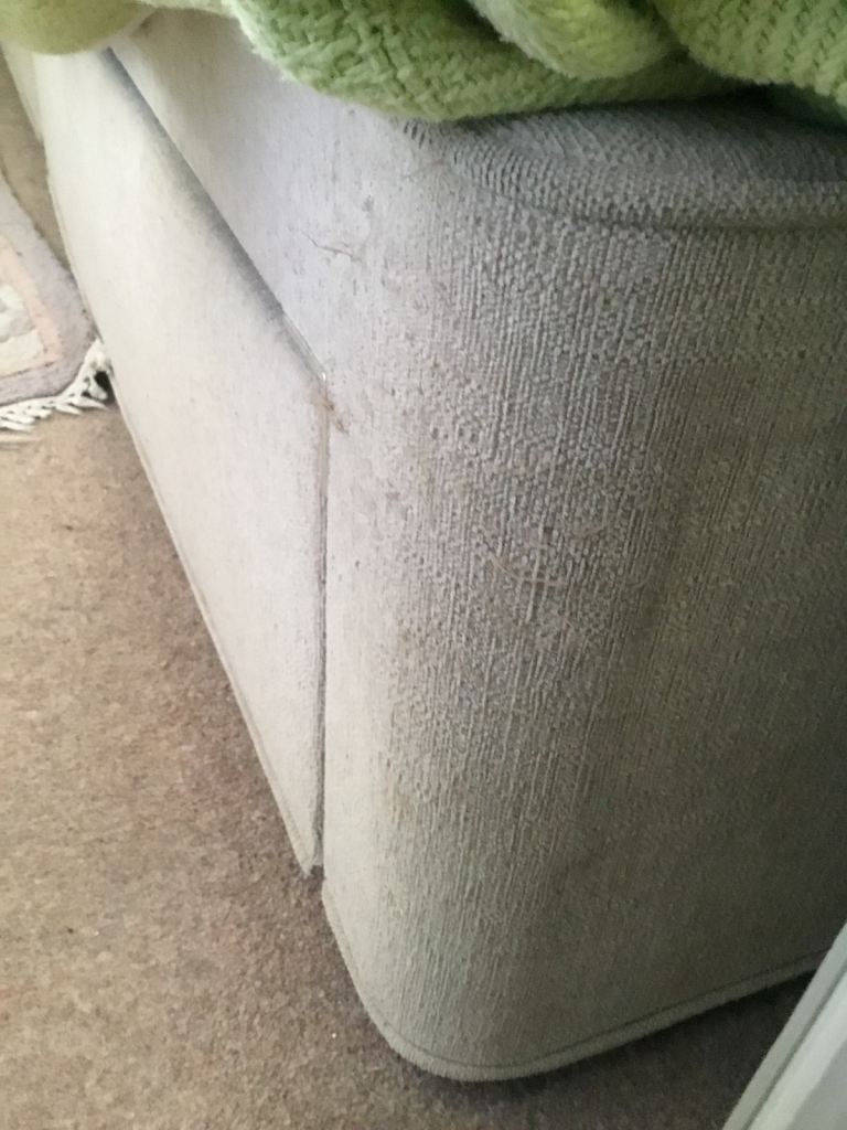 FREE King size bed base (with matching headboard for £20)