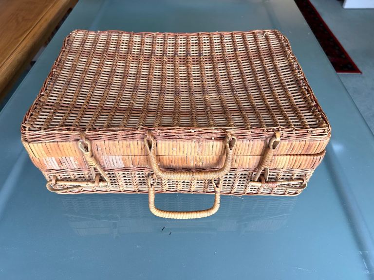 Vintage Wicker picnic basket 