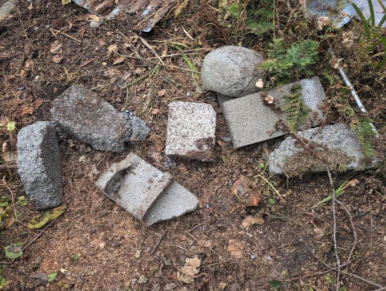 Blocks and rubble 