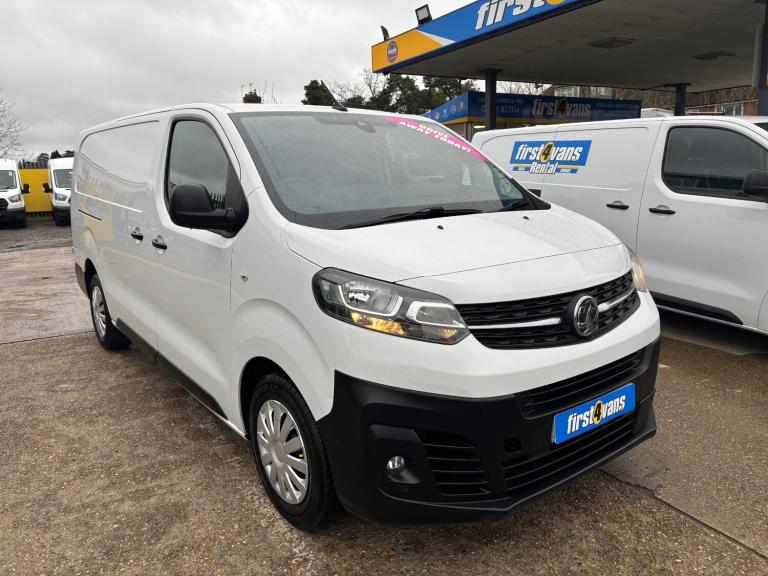 2022 Vauxhall Vivaro 2900 1.5d 100PS Dynamic L2 H1 Van  ** SAMEDAY DRIVE-AWAY ** PANEL VAN Diesel...