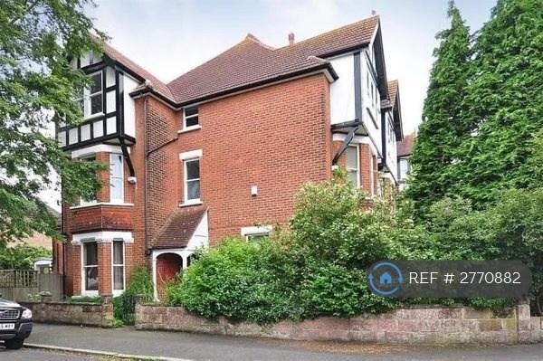 5 bedroom house in St. Johns Church Road, Folkestone, CT19 (5 bed) (#2770882)