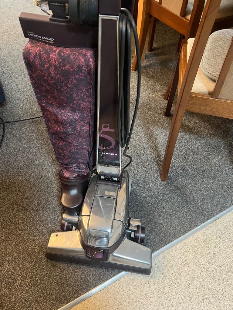 Kirby vacuum cleaner 