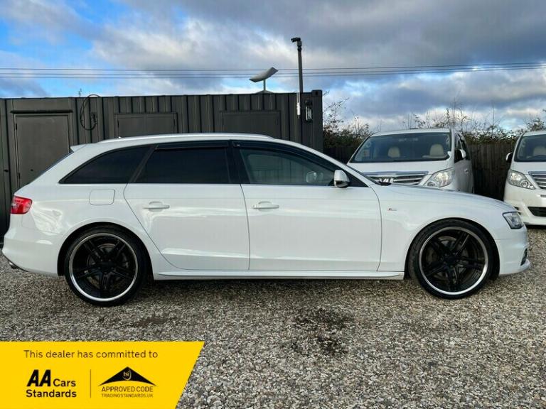 Audi A4 Avant 2015 2.0 TSFI S LINE AUTO PETROL