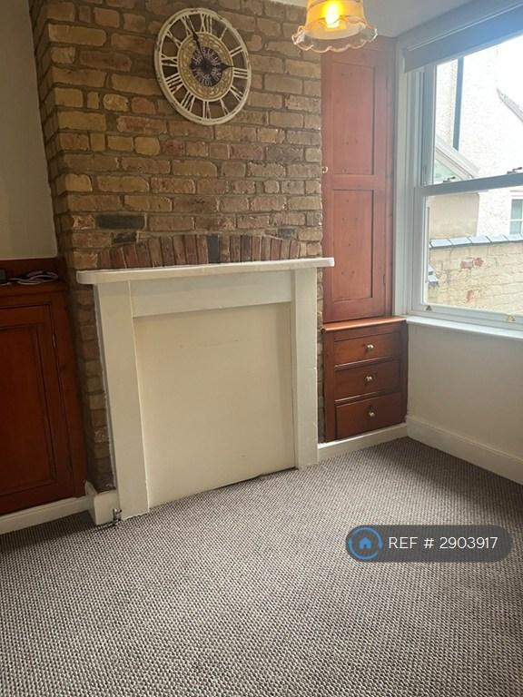 2 bedroom house in Oxford St, Rugby, CV21 (2 bed) (#2903917)