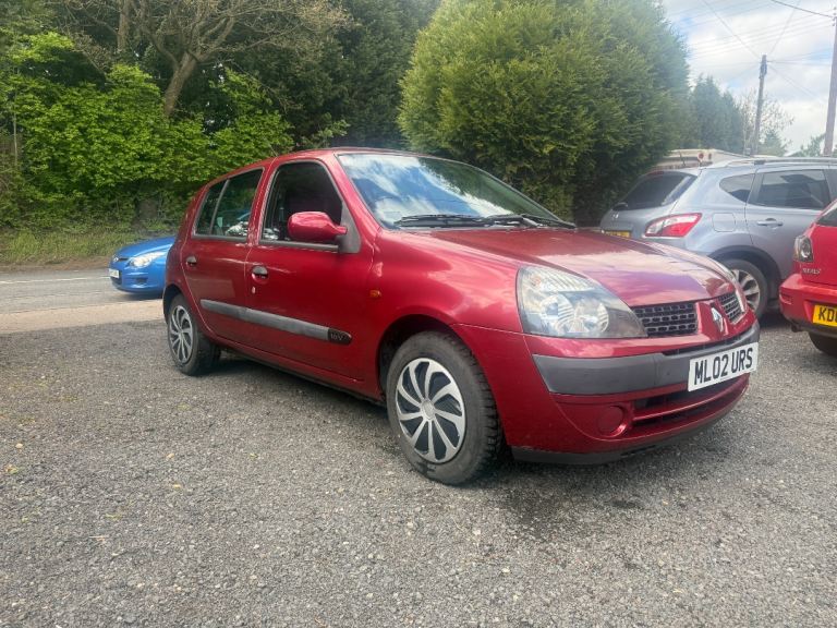 2002/02 Renault Clio Expression 1.2 16v 