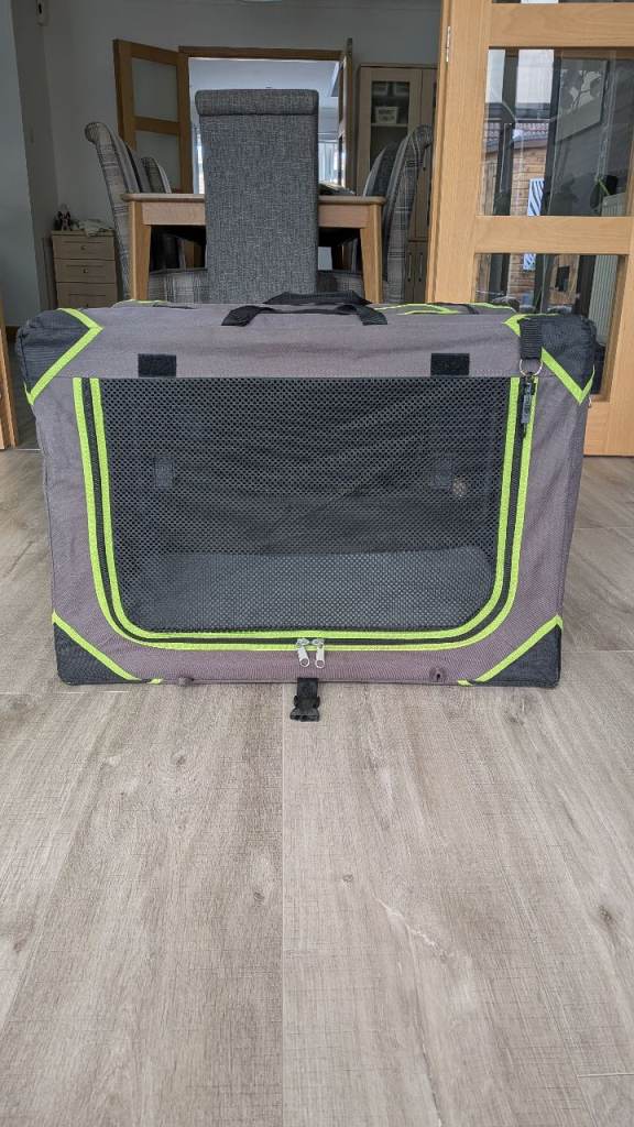 Cheeko easy up small dog crate 
