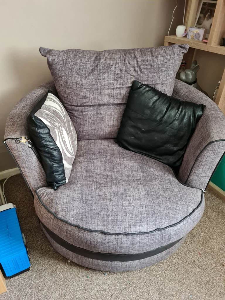 Grey swivel chair free 
