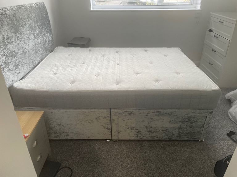 Double Divan Bed with Headboard and Mattress – Grey