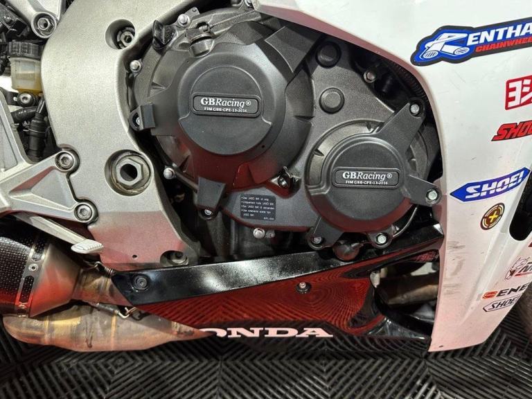 2012 12 HONDA CBR1000RR FIREBLADE FINANCE SPECIALISTS APPLY NOW