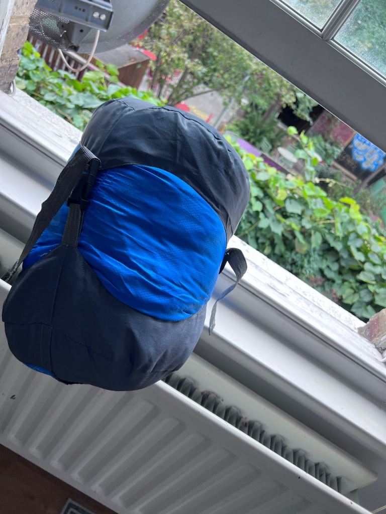 Karrimor Hibernate 3 Sleeping Bag - Blue & Grey