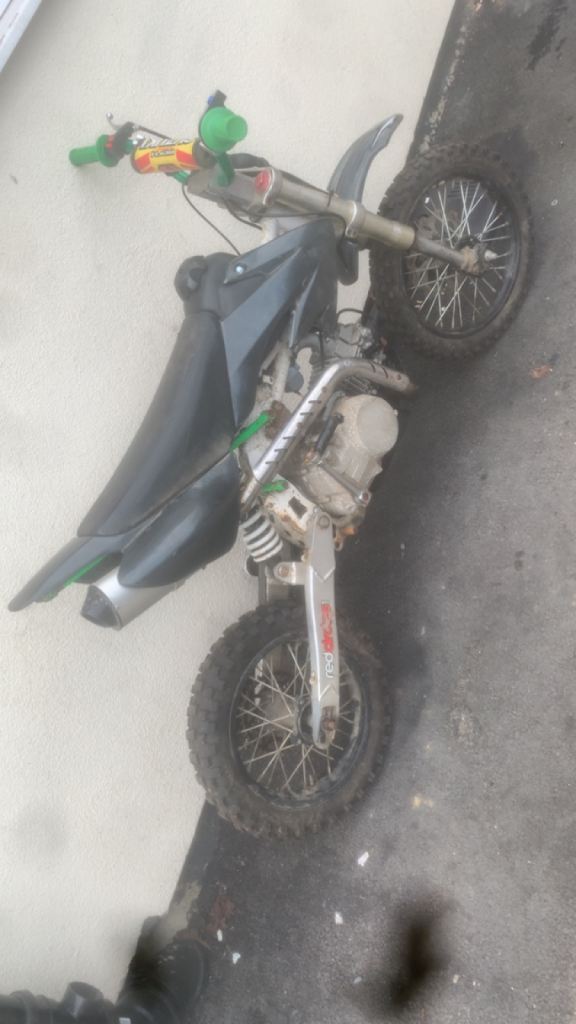 Yx140cc pitbike