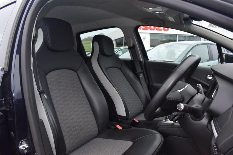 2021 Renault Zoe R135 EV50 52kWh Riviera Auto 5dr (Rapid Charge) HATCHBACK Electric Automatic