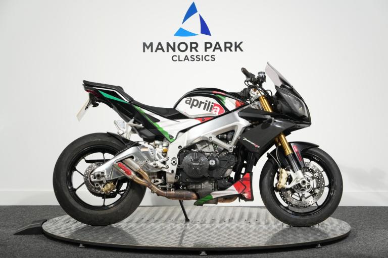 2011 Aprilia TUONO Tuono V4 R APRC  Petrol Manual