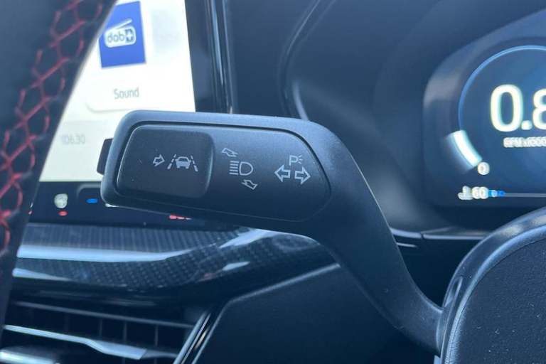 2024 Ford Focus ST-LINE X | Heated Seats/Wheel | B+O Audio | Sync 4 Touchscreen Navigation  Hatch...