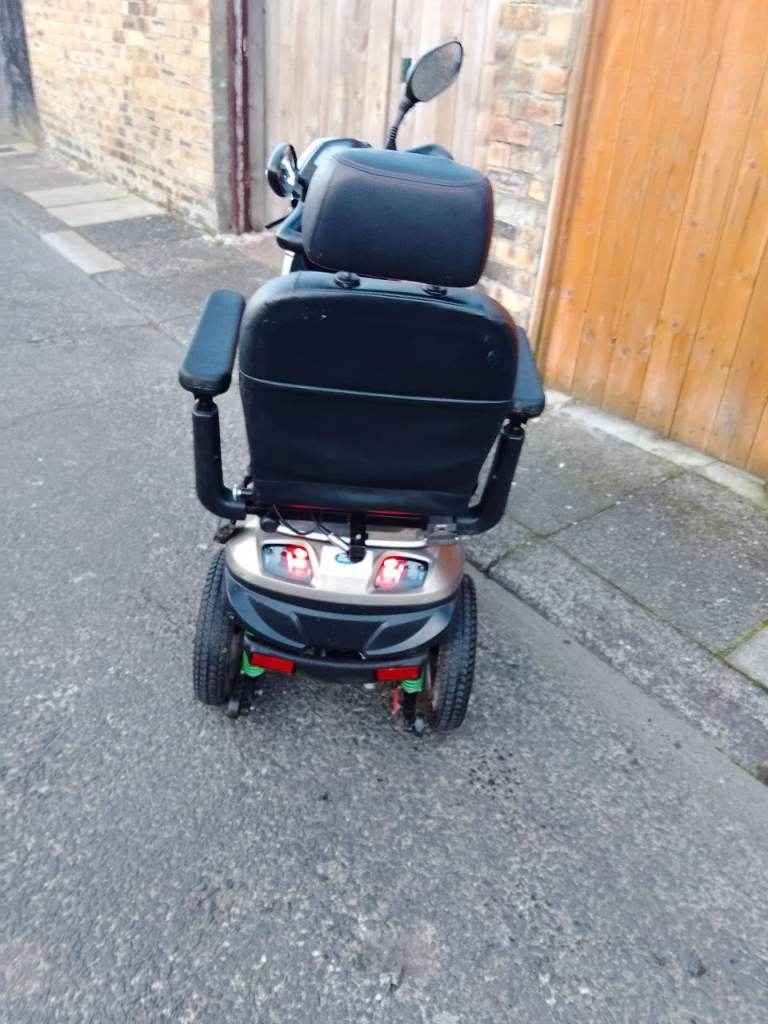 Mobility scooter 