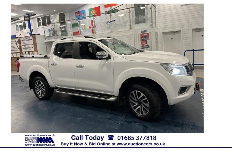 2017 Nissan Navara TEKNA 2.3DCI 190PS AUTO 4X4 5 SEAT DOUBLE CAB PICK UP C/W LOAD COVER PICK UP D...