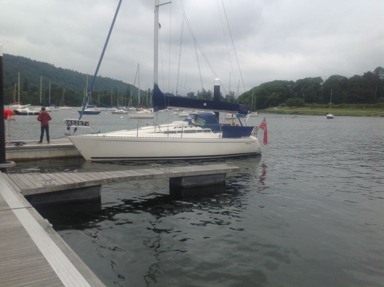 HANSE 292 29ft 6 BERTH YACHT YEAR 2000/2001