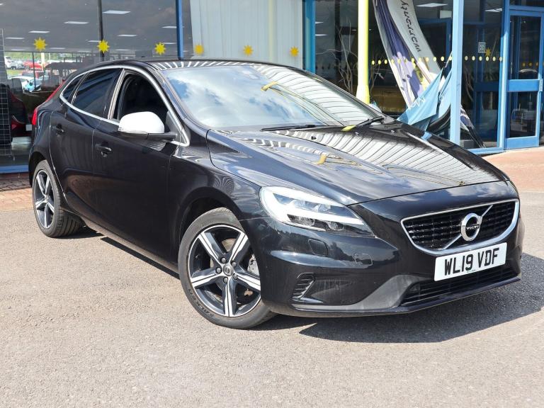 2019 Volvo V40 2.0 R-Design Edition T2 5DR Hatch Petrol Hatch Petrol Manual