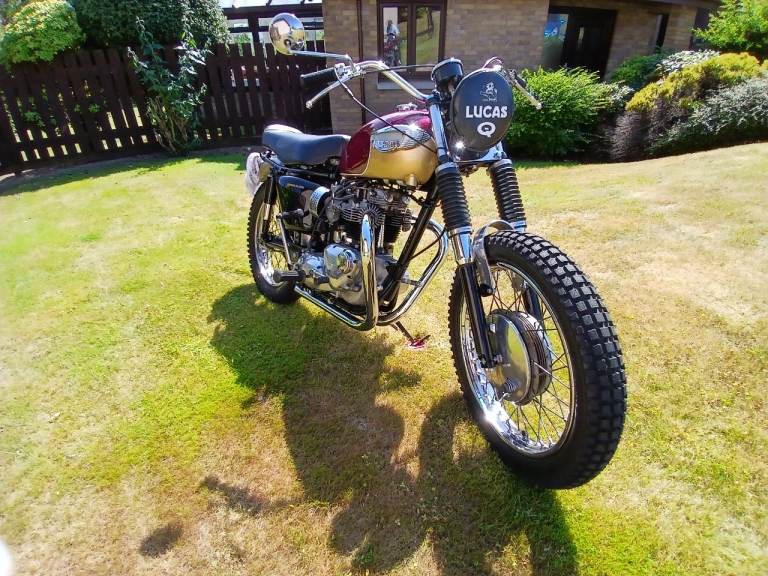 Triumph T120r TT style