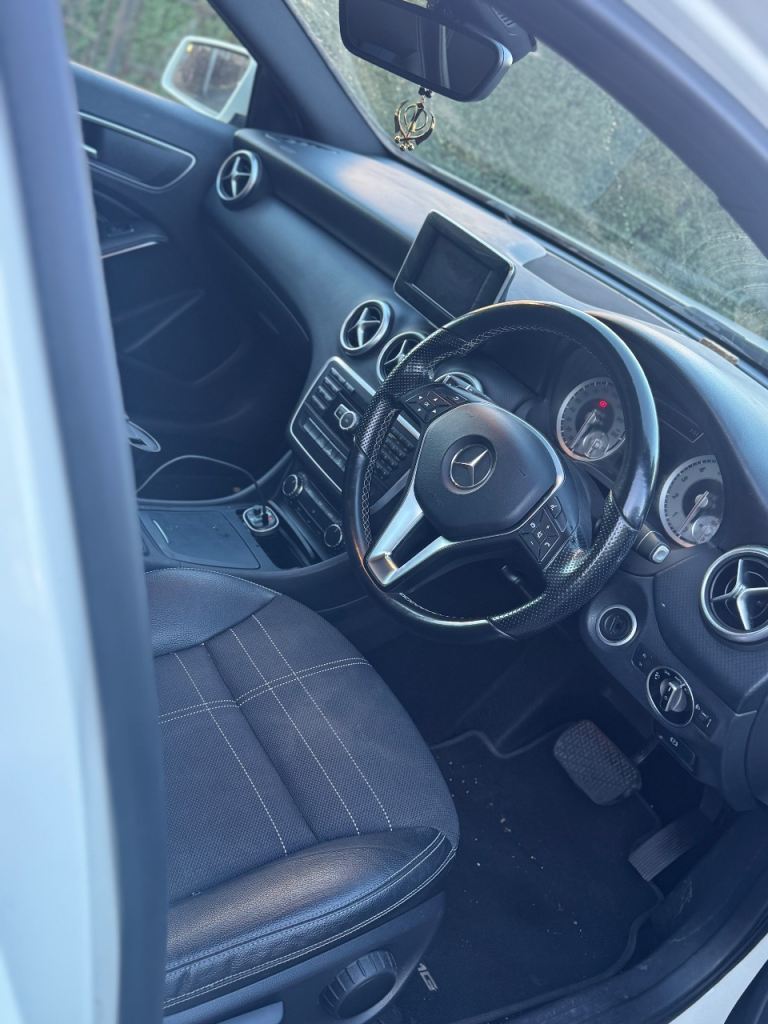 Mercedes-Benz, A CLASS, Hatchback, 2015, Semi-Auto, 1595 (cc), 5 doors