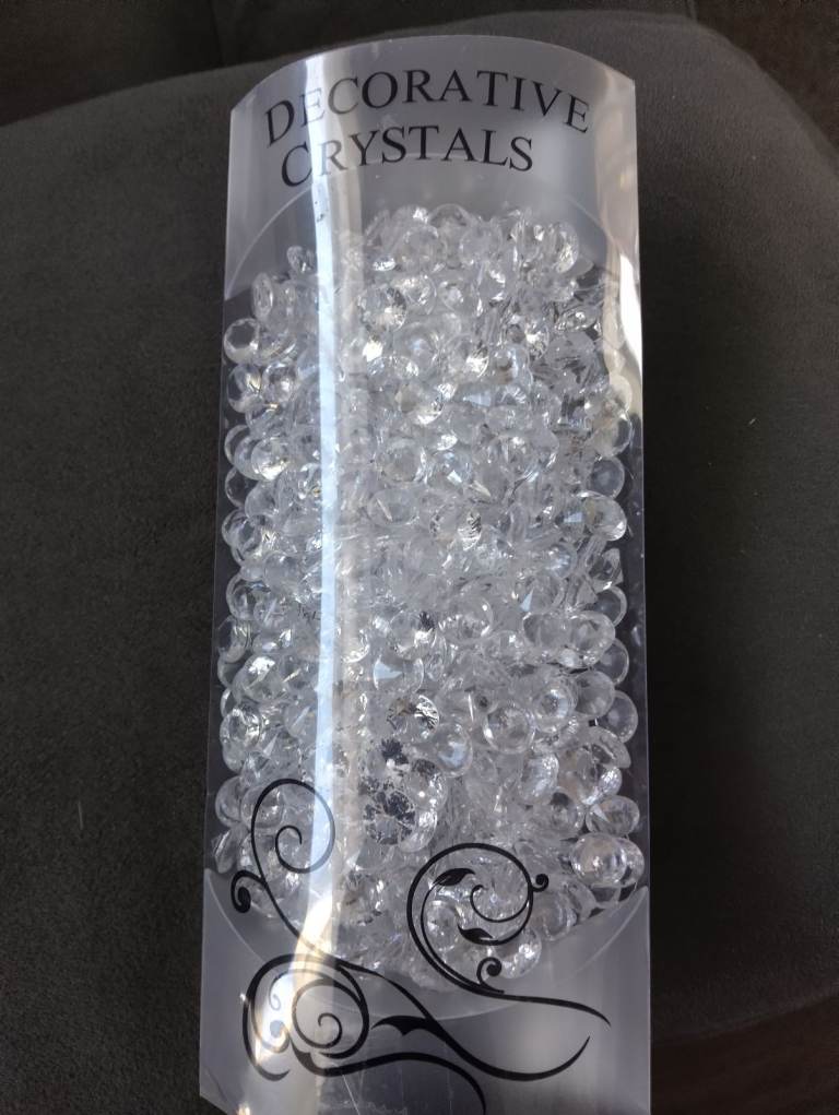 DECORATIVE CRYSTALS 