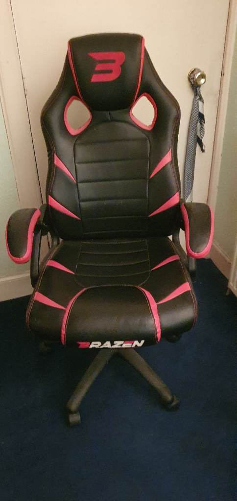 Razen Gaming Chair Black and Pink – Good Condition