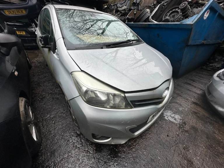 TOYOTA YARIS MK3 2013 PETROL 1.3  MANUAL PARTS/ BREAKING / SPARES