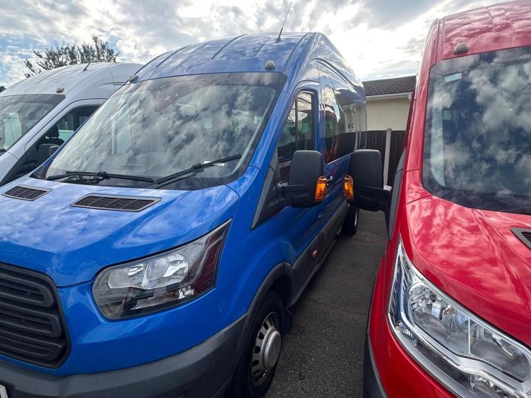 FORD TRANSIT 2.2 TDCi 460 HDT L4 H3 5dr (18 seats) 2017