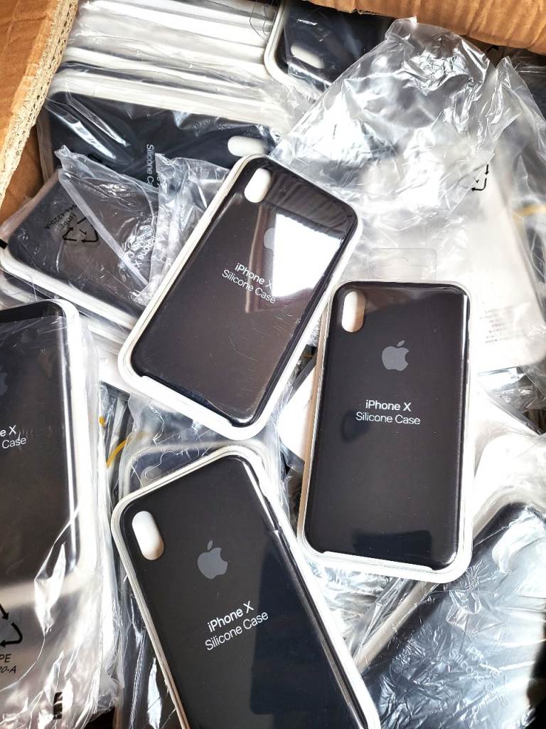 Job Lot: 100 Apple Silicone Cases for iPhone X/XS - NEW